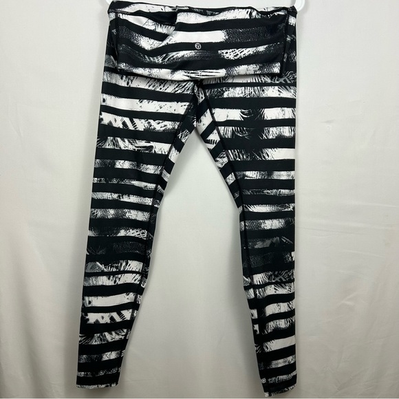 Lululemon Wunder Under Pant Full-On Luon (Roll Down) - Picture 8 of 11